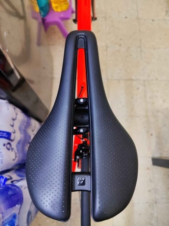 road-bike-cannondale-caad12-big-0