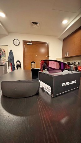 oakley-meta-vanguard-big-0