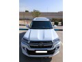 pristine-toyota-land-cruiser-gxr-v8-46l-2021-standard-small-4