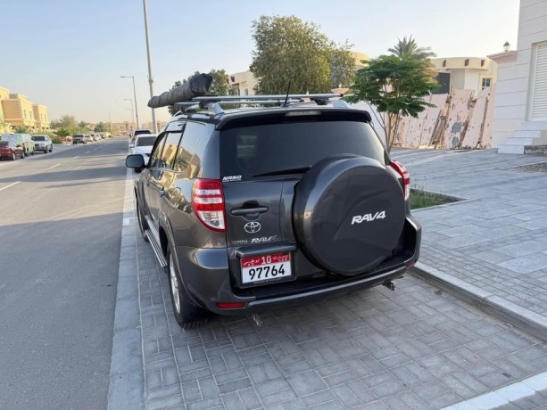 toyota-rav4-2012-big-1