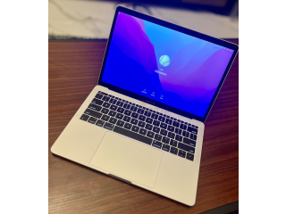 MacBook Pro, 2.3 ghz core i5, 16 gb ram, 256 gb ssd