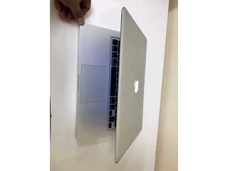 MacBook