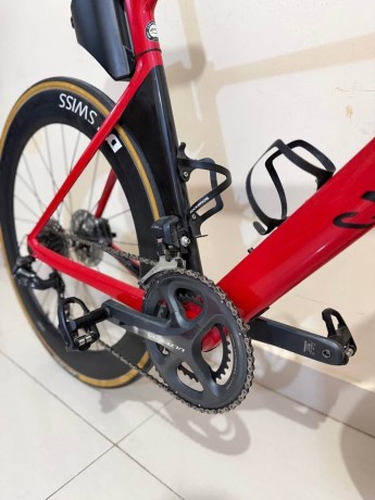canyon-aeroad-cf-sl-medium-big-1
