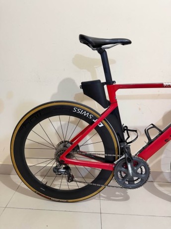canyon-aeroad-cf-sl-medium-big-2
