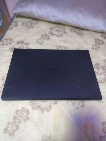 dell-inspiron-15-big-0