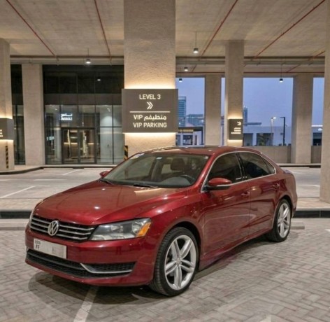 wolkswagen-passat-limited-edition-2015-big-0