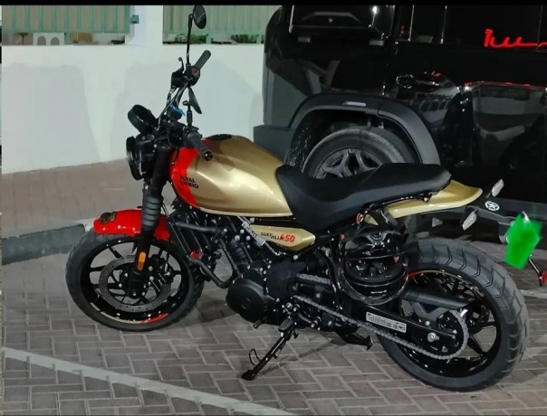 2025-royal-enfield-guerrilla-450-big-1