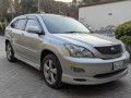 toyota-harrier-small-4