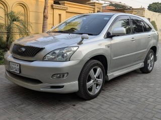 toyota-harrier