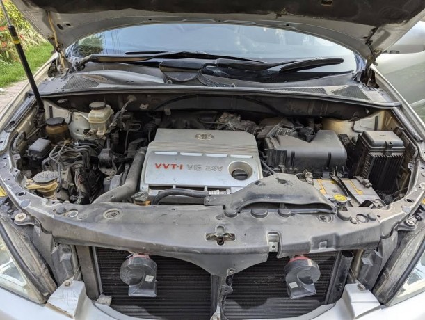 toyota-harrier-big-2