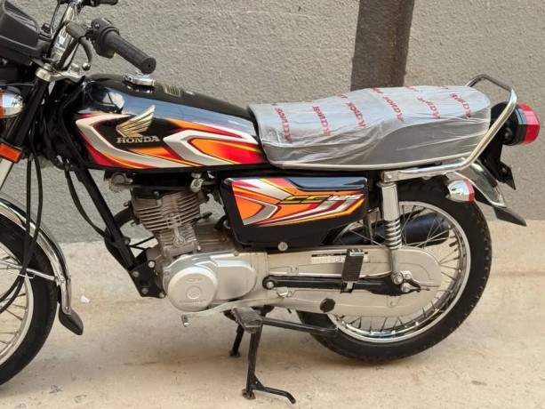 honda-125-2022-model-new-condition-hidden-information-big-4