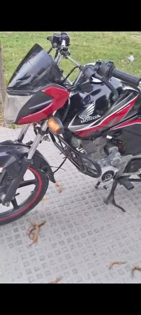 honda-125-cbf-big-2