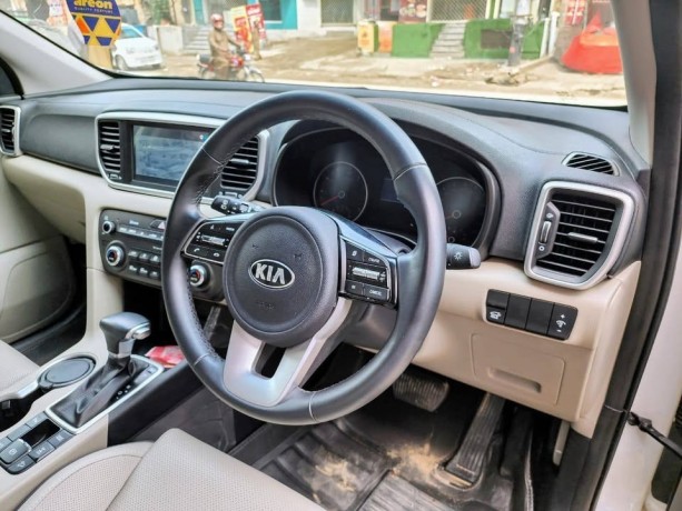 kia-sportage-2022-suv-4-wheel-awd-big-1