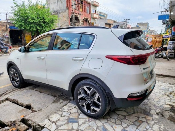 kia-sportage-2022-suv-4-wheel-awd-big-4
