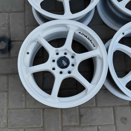 advan-racing-rgii-big-3