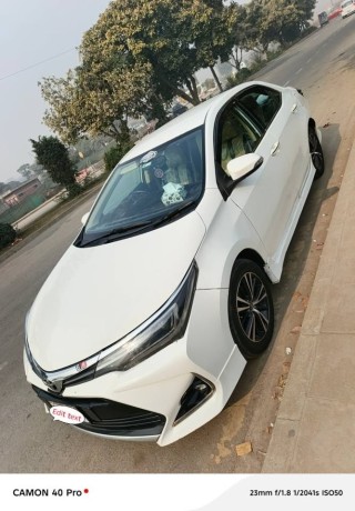 toyota-corolla-altis-bank-lease-big-4