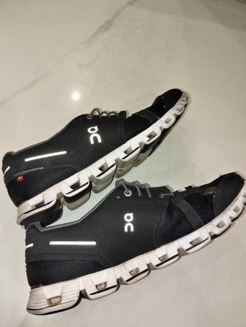 on-cloud-running-shoes-big-0