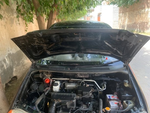 hyundai-santro-club-2004-big-1