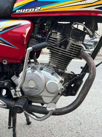 honda-cg-125-2018-big-0