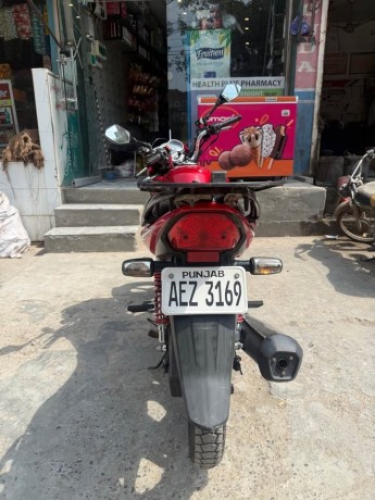 honda-cb150f-big-0