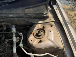 2004-model-inner-pack-outer-roof-piller-genuine
