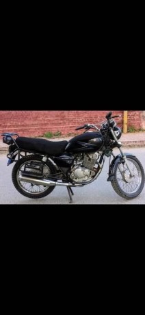 suzuki-gs-150-2013-model-genuine-condition-machenically-100-powerfull-exchange-with-automatic-car-big-0