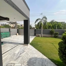 10-marla-brand-new-luxury-house-for-sale-big-0