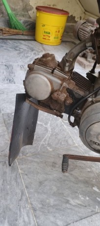 cd70-honda-big-0