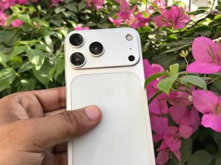 iphone-xr-converted-to-17-pro