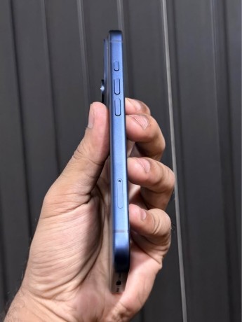 iphone-17-pro-non-pta-factory-unlock-with-box-big-2