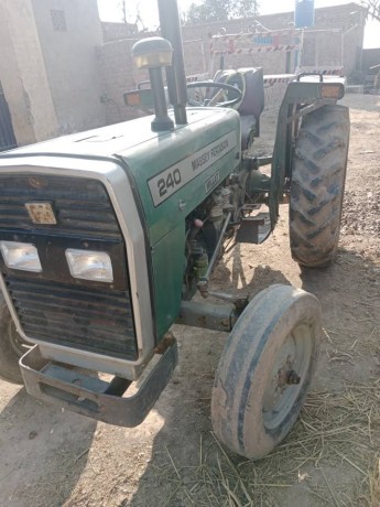 tractor-for-sale-model-8-green-demand-980000-location-okara-hidden-information-big-0